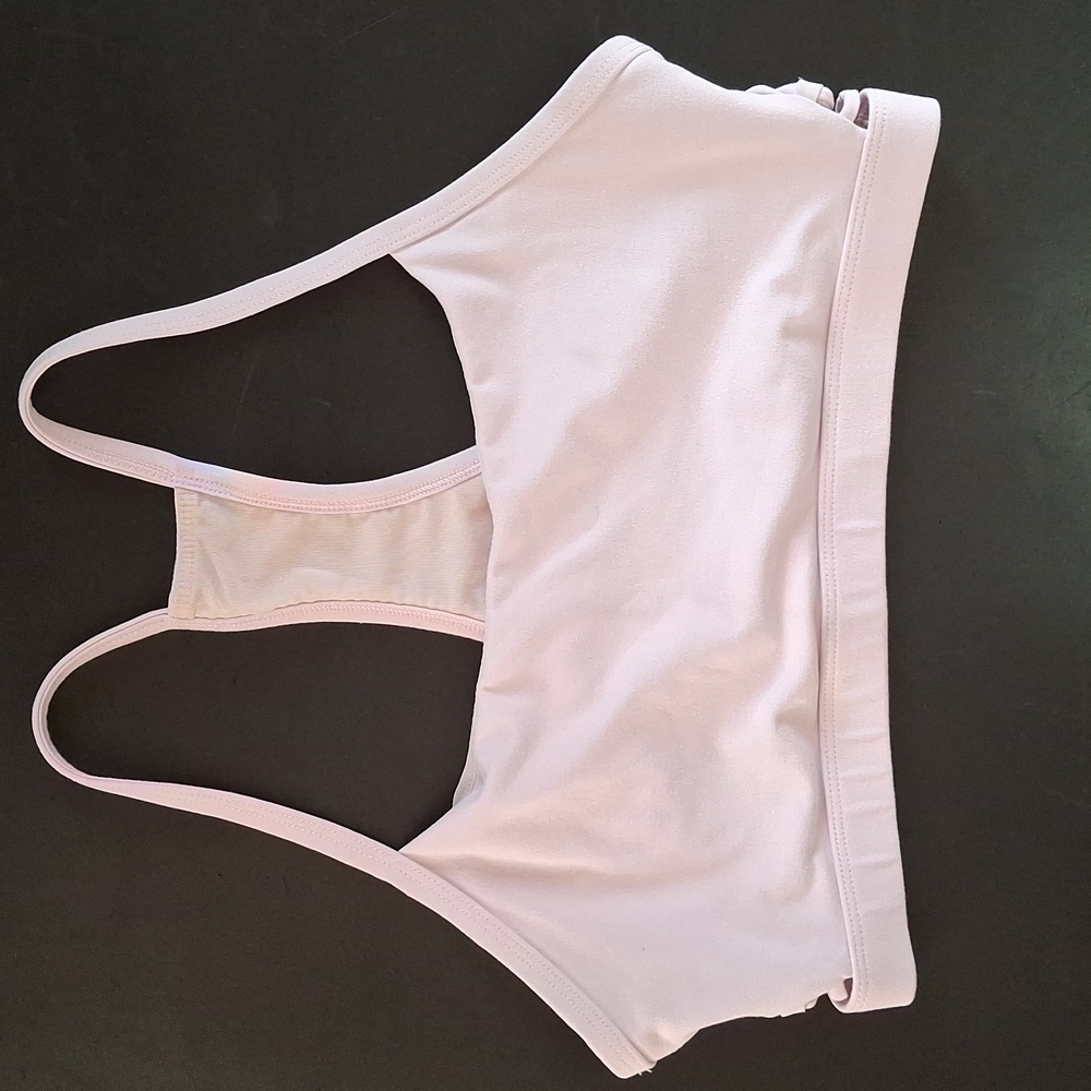 Fabletics Sports Bra - Light Pink